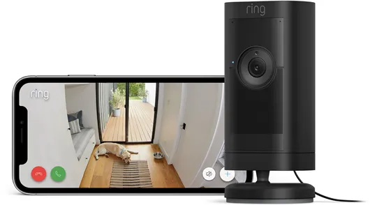 Ring Stick Up Cam Pro utendørs sikkerhetskamera med strømadapter, Svart